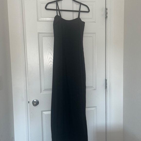 Klassy Network BRAMI MAXI DRESS - Picture 4 of 4